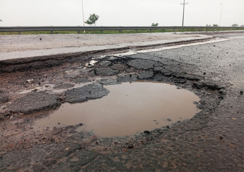 Ante el deplorable estado de la autovia de la Ruta Nº 16, vecinos se niegan a pagar el peaje
