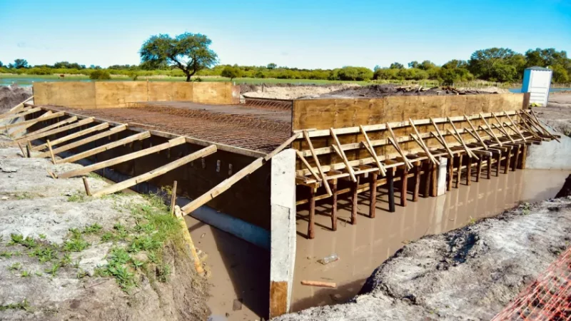 Avanza a buen ritmo la pavimentación de la Ruta Provincial 13