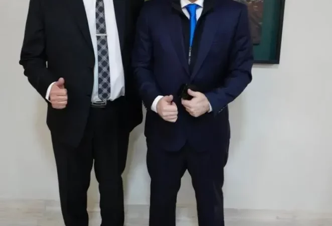 Y como lo blanquea?: El pastor de la Iglesia que inauguró Milei dijo que por un milagro convirtió 100 mil pesos en 100 mil dólares