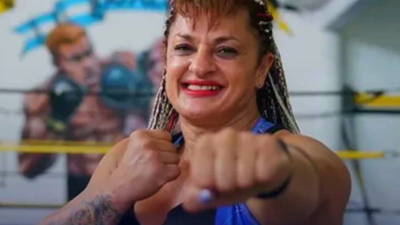 Luego de sufrir un ACV, murió la ex sextuplecampeona mundial de boxeo, Aejandra «Locomotora» Oliveras