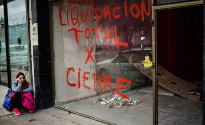 Crisís en el consumo: Cerraron más de 700 empresas y pymes en la provincia en el último año y medio