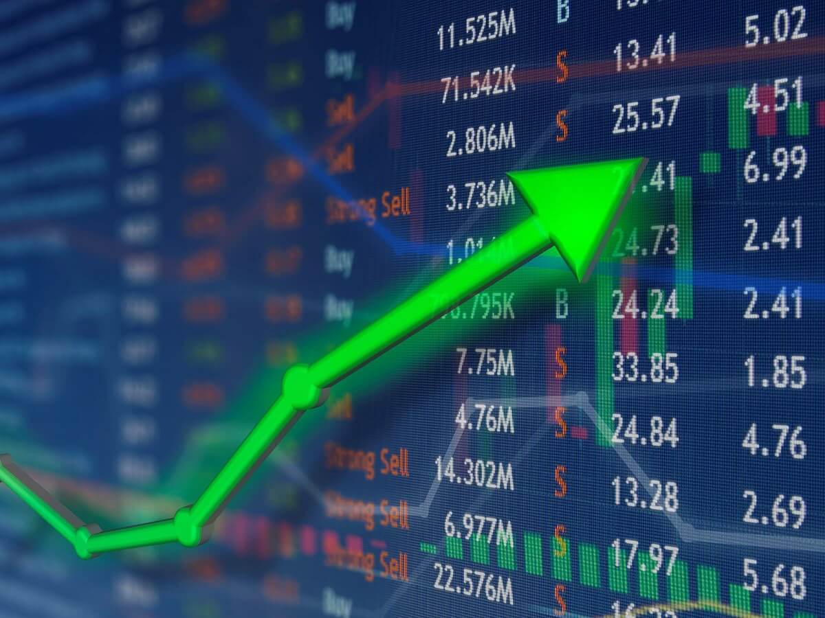 El riesgo país ya saltó casi 50%, llega a los 829 puntos y el mercado evalúa cómo continuará