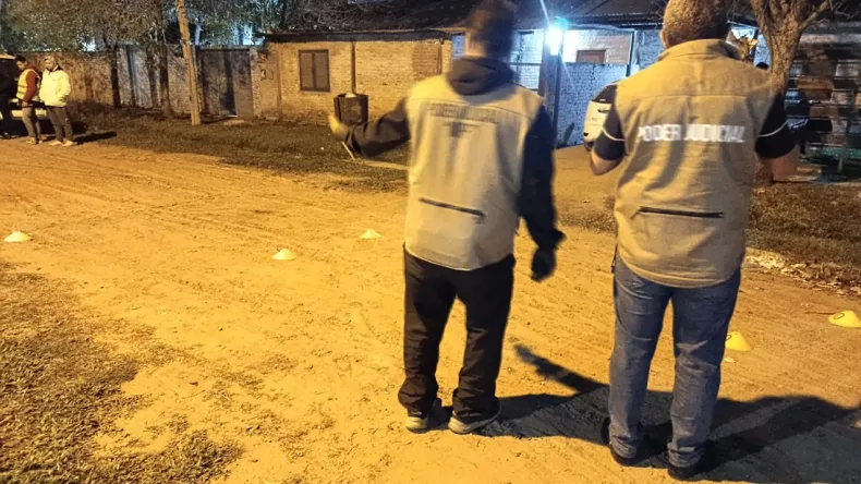 Balearon la casa de un agente policíal de la División investigaciones