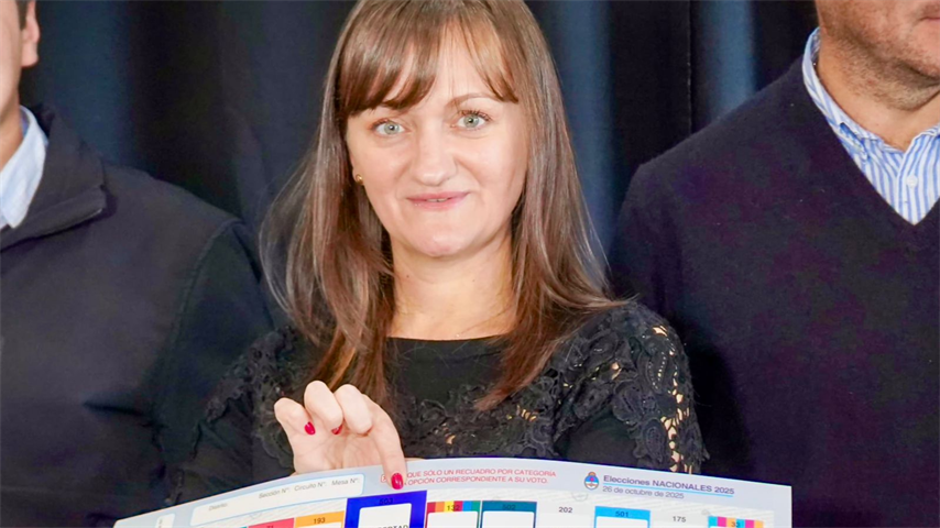 La Vicegobernadora Silvana Schneider supervisó obras y acompañó el inicio de la Expo Rural en Villa Angela