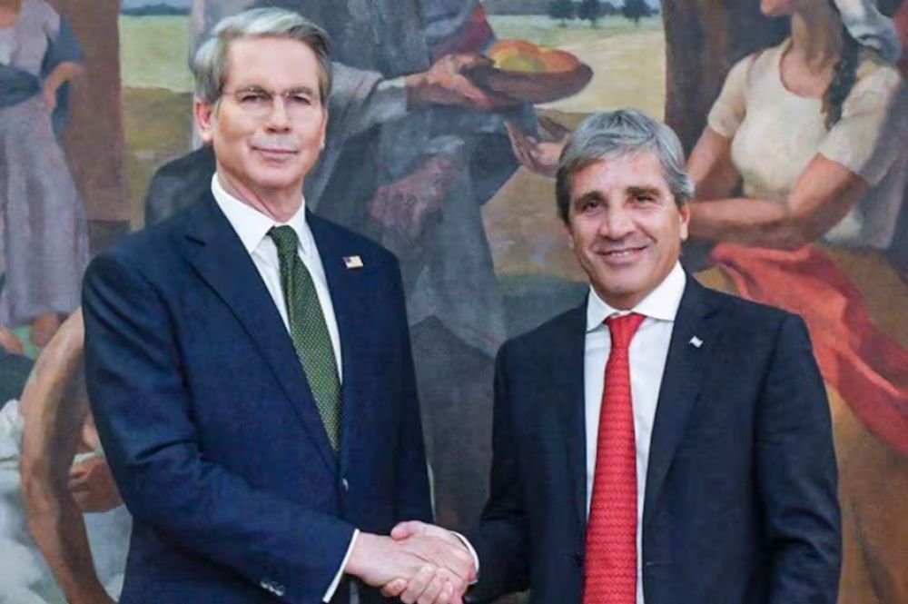 EEUU quiere contener a Milei y compra pesos y swap por u$s 20.000 millones