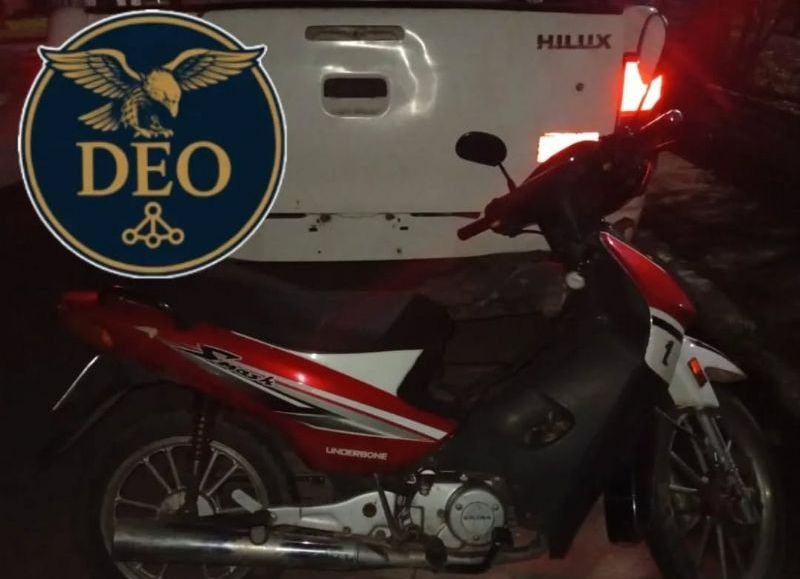 Le invitaron a tomar tereres y le robaron su moto: terminaron presas