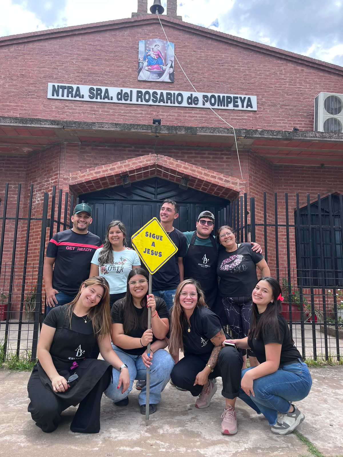 “Alma y Brillo”: La Estética solidaria deja su huella con cortes gratuitos y dará el próximo paso en el Pediátrico