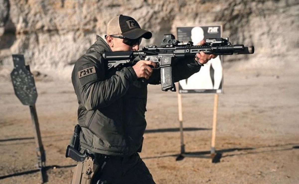 ¿Qué puede salir mal? Habilitan la compra de fusiles semiautomáticos a civiles