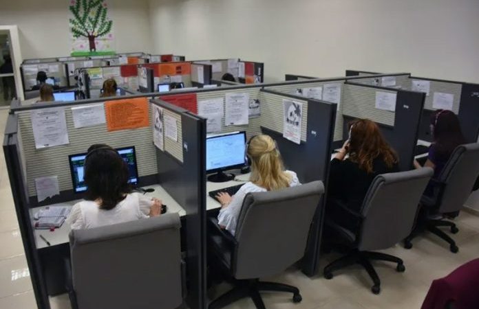 Preocupante: Más de 180 trabajadores fueron despedidos en los últimos tres meses en los call centers del Chaco