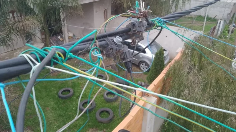 Fraude eléctrico: Detectan 840 «enganchados» robando luz en los últimos operativos de Secheep