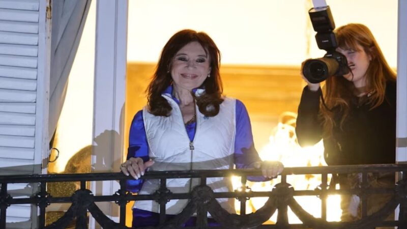 Cristina Kirchner fue operada por un cuadro de apendicitis en el Otamendi