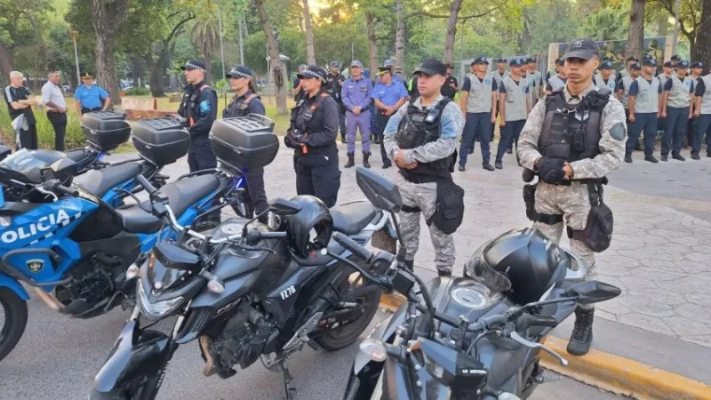 El gobierno lanzó el operativo «Fiestas Seguras», con el objetivo de reforzar las tareas de prevención durante las festividades de fin de año