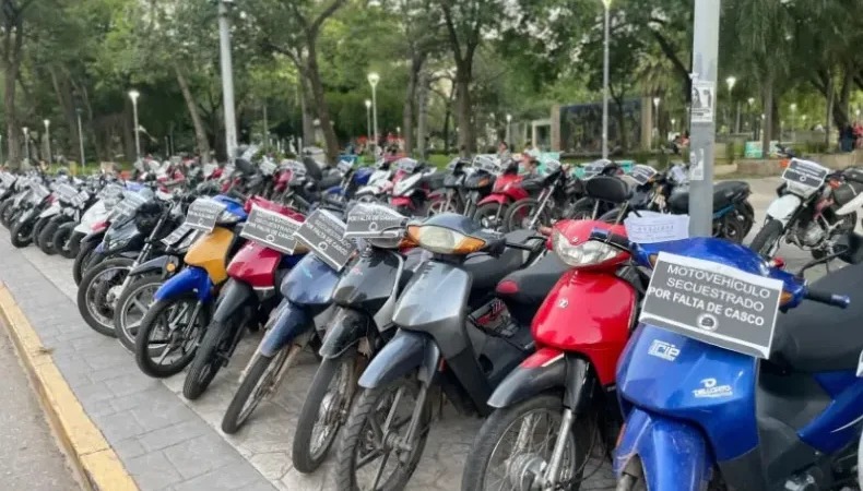 Operativos policiales en Chaco: secuestraron 523 motos, un auto y demoraron a casi 390 personas