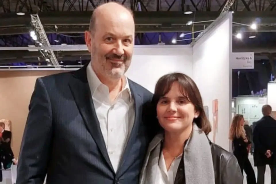 Capacitación en inglés: Cancillería contrató por $114 millones a la asociación dirigida por la esposa de Sturzenegger