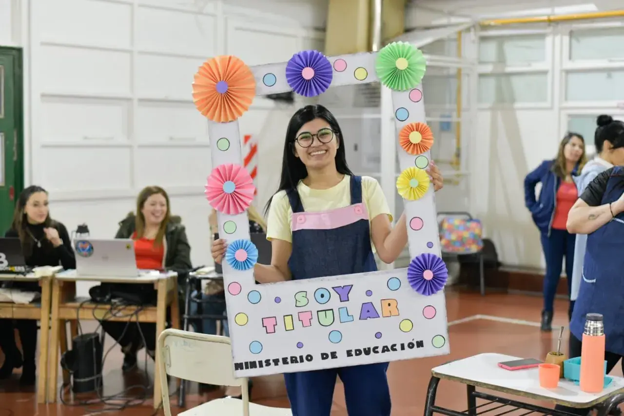 Más de 1.300 cargos: comenzó el concurso de ingreso para docentes primarios en Chaco