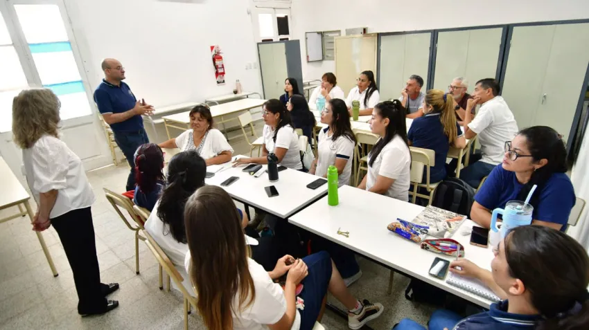 Chaco puso en marcha el Ciclo Lectivo 2026: regresan los docentes y comienzan las capacitaciones