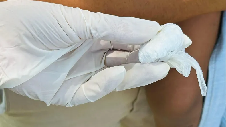 General San Martín: Detienen a una mujer que ocultó cocaína entre las prendas de su hija de 3 años