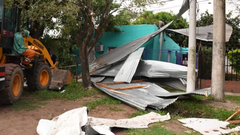 Desastre en la zona sur: el temporal arrancó el techo de una escuela y hay incertidumbre por el inicio de clases