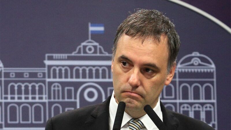 Cuentas pendientes y desgaste: El plan de Milei para desplazar a Adorni sin mostrar debilidad