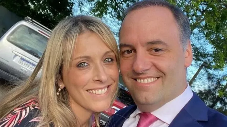 Con la tuya: La Justicia investiga al «Clan Adorni» y sus viajes de lujo a  Disney, México, Nueva York, Aruba, Llao Llao y Punta del Este