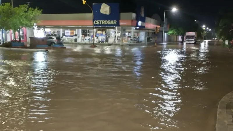 Castelli bajo agua: continúa la asistencia a familias afectadas mientras crece el reclamo por obras estructurales