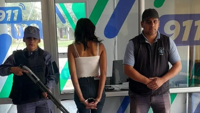 Inseguridad en Machagai: Detuvieron a una joven que le robó a un jubilado e intentaba vender el botín