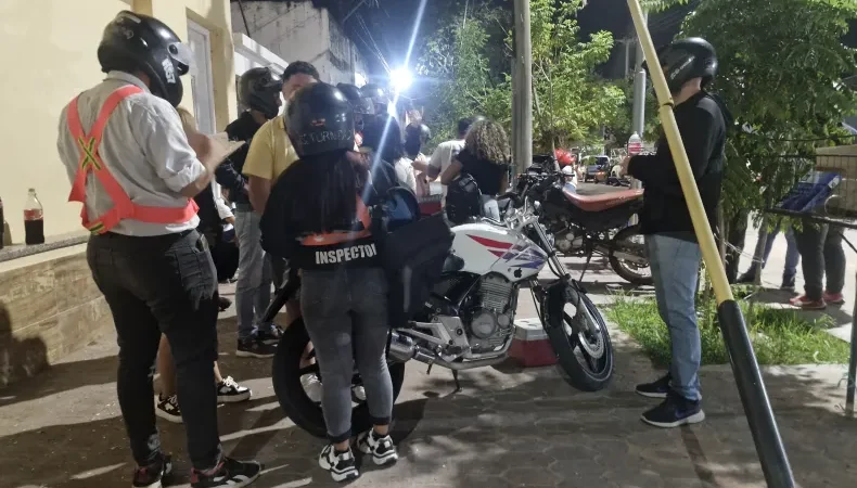 Ofensiva contra los «wileros» en el interior: 60 motos secuestradas y ocho detenidos en megaoperativos de seguridad