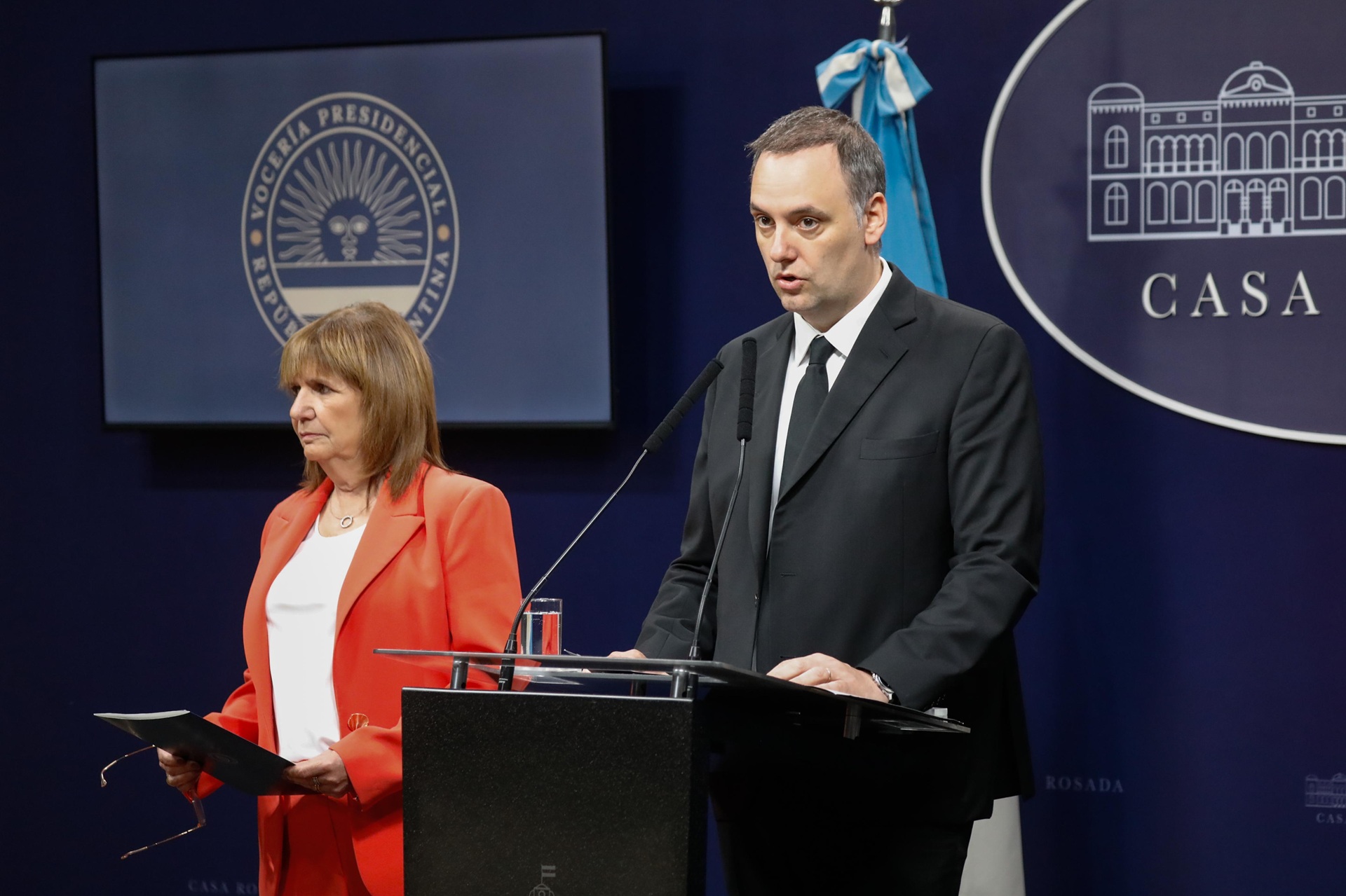 Tensión en el oficialismo: Patricia Bullrich lanzó duras críticas contra Manuel Adorni por el caso del jefe de Gabinete