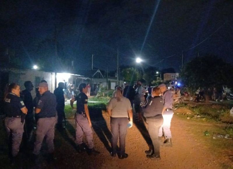 Tensión en Resistencia: la policía clausuró una fiesta clandestina con 200 personas en medio de una balacera
