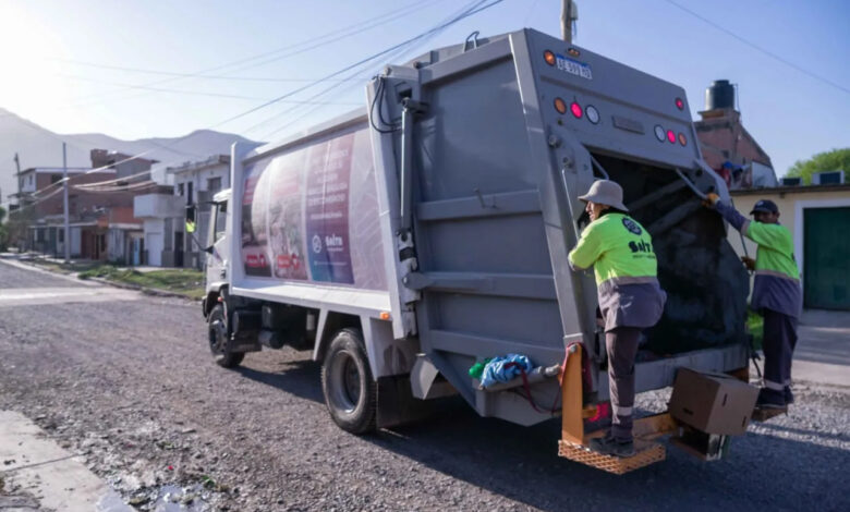 Feriado del 25 de Mayo en Resistencia: cronograma completo de servicios públicos, colectivos y recolección de residuos