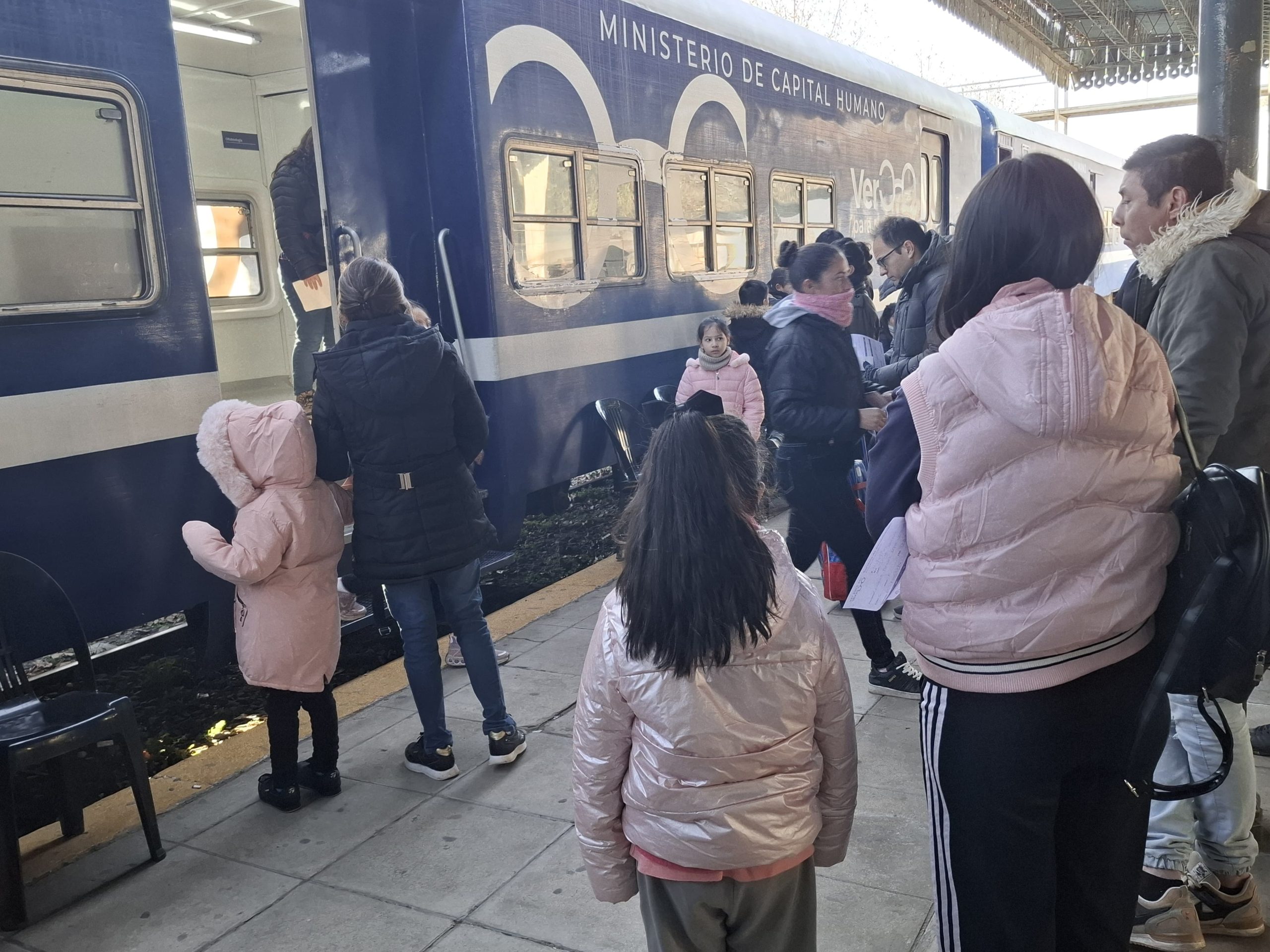 El Tren Sanitario «25 de Mayo» extiende su atención en Sáenz Peña con un amplio operativo de salud integral