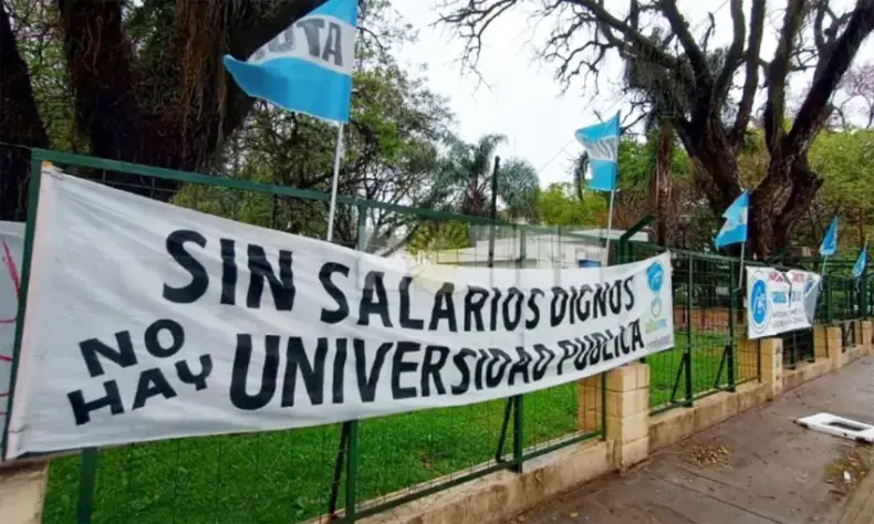 Conflicto universitario: gremios docentes anuncian un paro nacional de cinco días por salarios y presupuesto