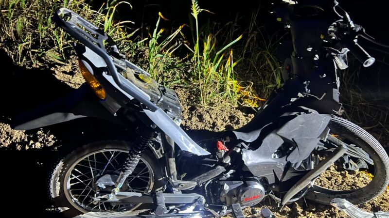 VILLA ÁNGELA | TRAGEDIA EN UN CAMINO RURAL: TRES PERSONAS FALLECIERON TRAS UN BRUTAL CHOQUE ENTRE UNA CAMIONETA Y UNA MOTO