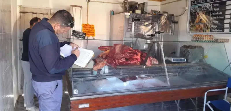Operativo en Villa Berthet: clausuran carnicerías por vender carne sin controles sanitarios