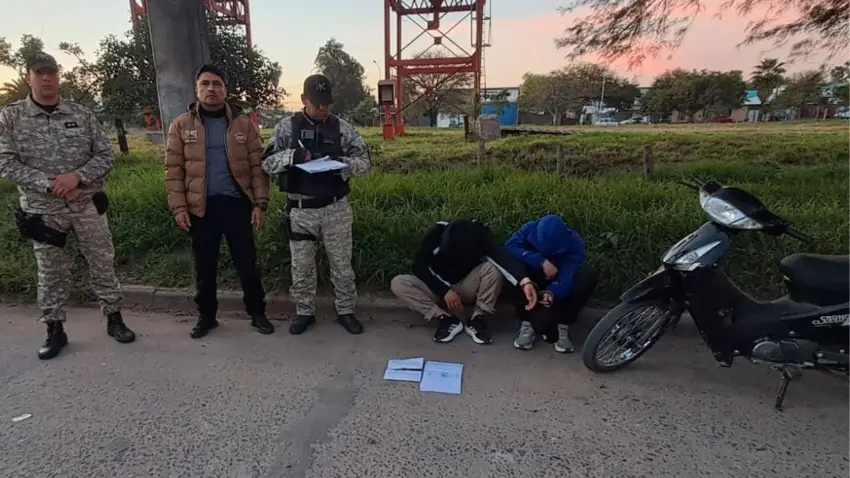 Operativo antidrogas en Sáenz Peña: detuvieron a dos jóvenes que intentaron evadir un control policial