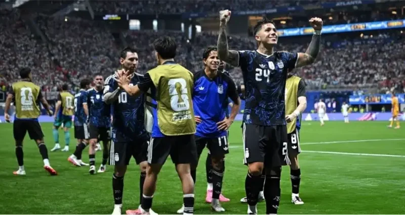 Con orgullo y corazón, Argentina le dio vuelta la semifinal a Inglaterra y jugará su segunda final consecutiva
